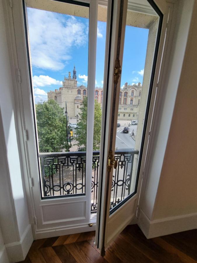 Face Chateau St Germain En Laye, Appartement 4 A 6 Personnes, 23 Min De Paris Champs-Elysees Saint-Germain-en-Laye Esterno foto